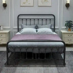 Struttura letto a piattaforma in metallo nero, dimensioni full size, testiera e pediera vintage, 1-2 persone