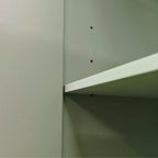 Mobile Contenitore Intagliato a 4 Ante, Bianco / Bianco Antico / Verde Menta, Gambe in Pino
